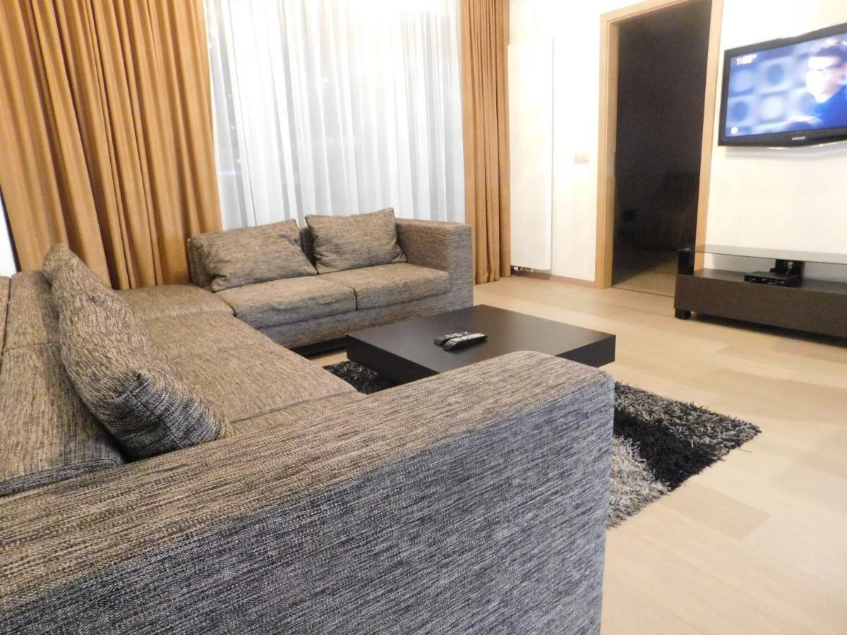 Panorama City - Spacious Apartment Near Eurovea Bratislava Exterior photo